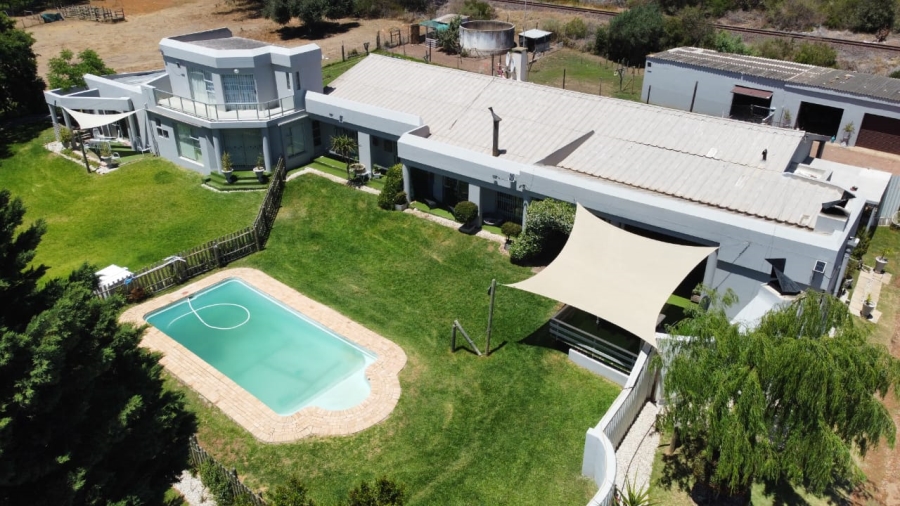 4 Bedroom Property for Sale in Riversdale Rural Western Cape